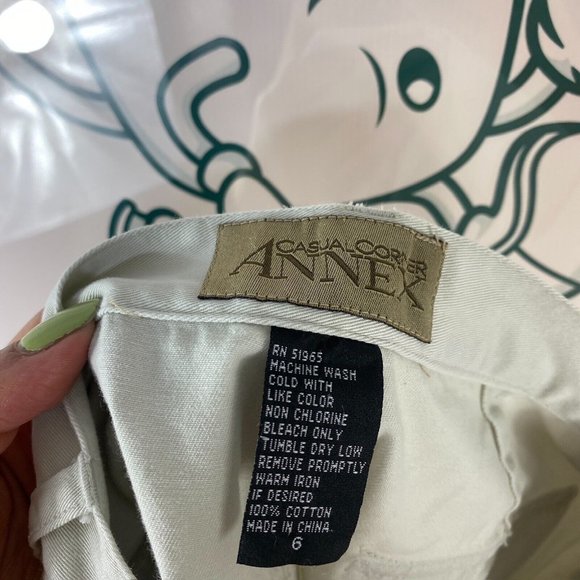 Vintage 90s/Y2k Cargo Shorts - Picture 2 of 5